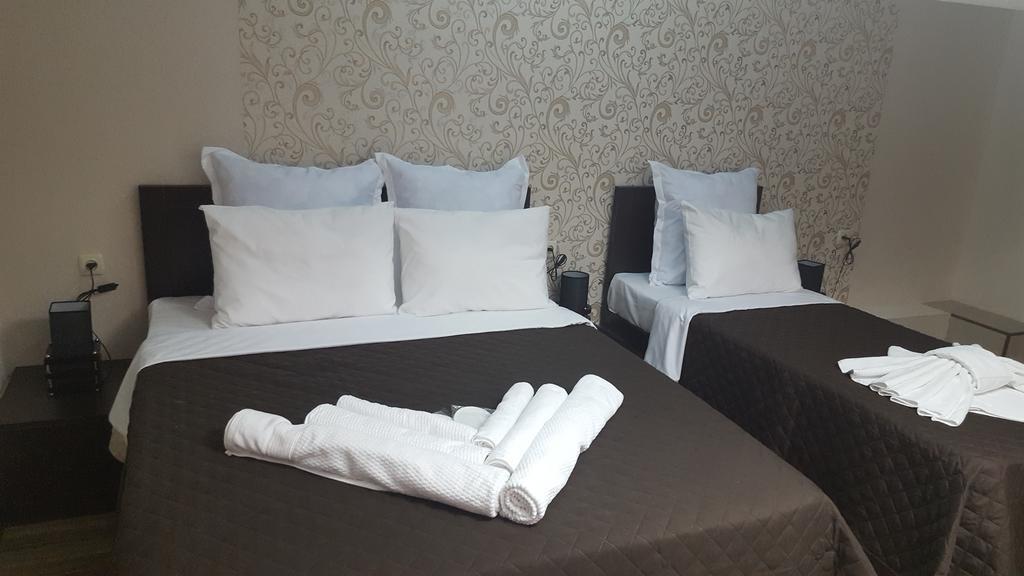 Nino'S Hotel On Tsamebuli 第比利斯 外观 照片